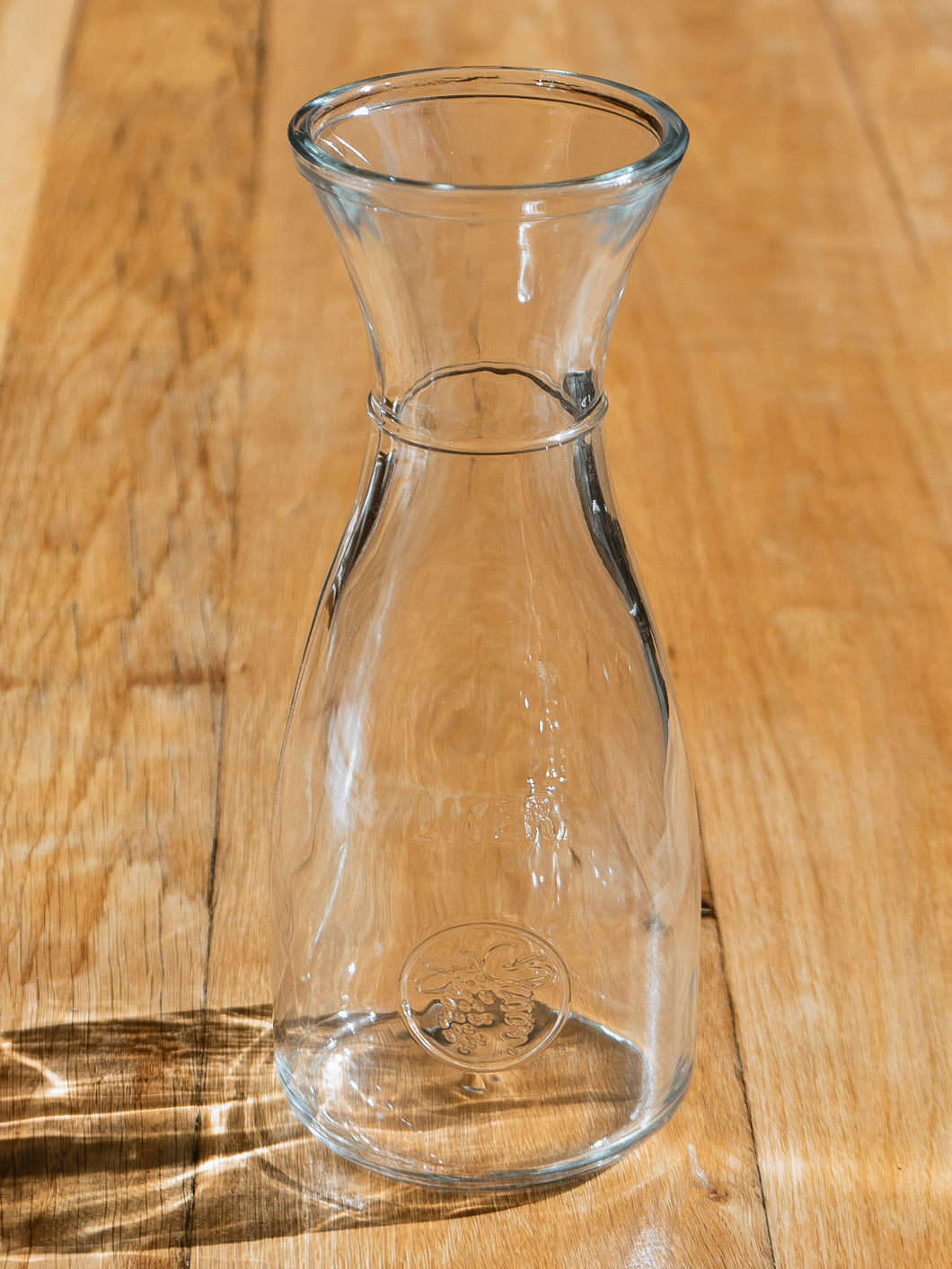 CLEAR GLASS VILLAGE CARAFE 1l, PASABAHCE